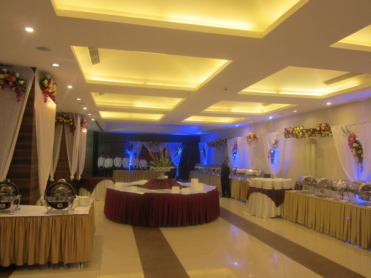 Vijaya Tej Clarks Inn Patna  Exteriér fotografie